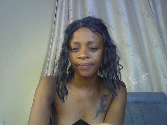 sweetally live cam on BongaCams