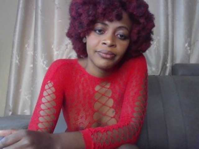 sweetally live cam on BongaCams