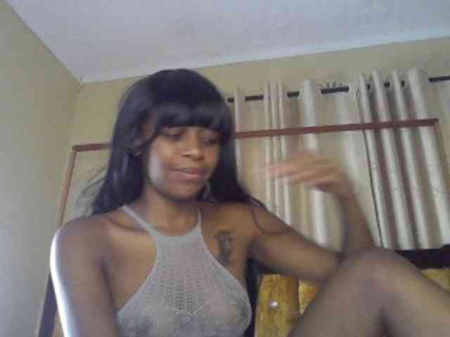 sweetally — live female cam on BongaCams