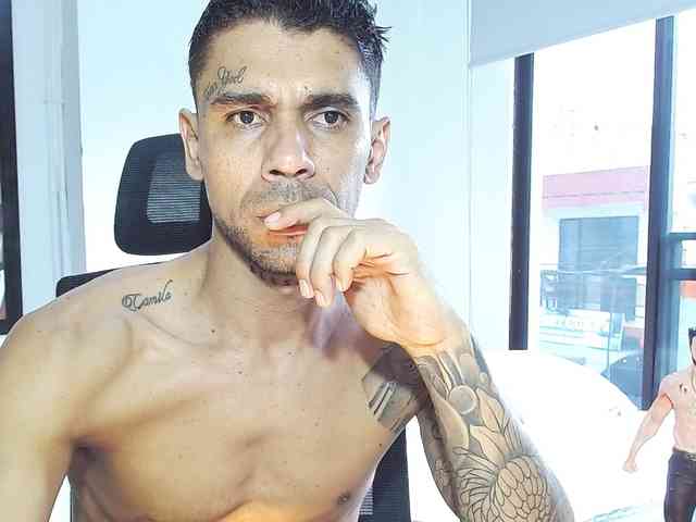 Jonesjones15 Sex Cam Show