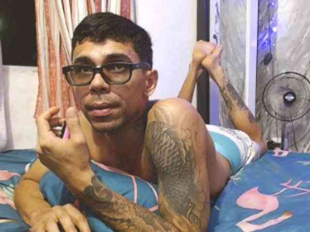 Jonesjones15 Sex Cam Show