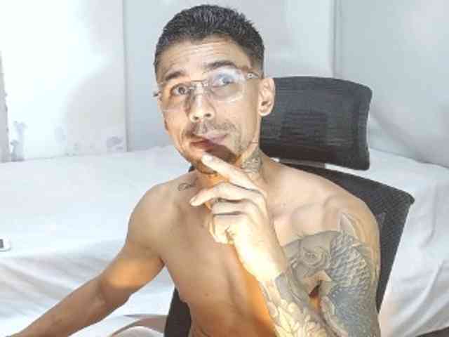 Jonesjones15 Sex Cam Show