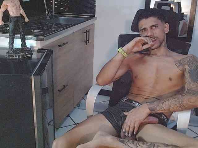 Jonesjones15 Sex Cam Show