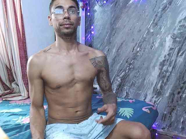 Jonesjones15 Sex Cam Show