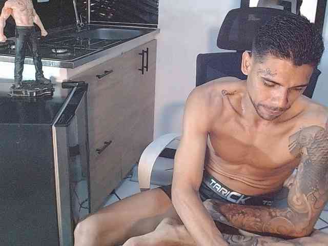 Jonesjones15 Sex Cam Show