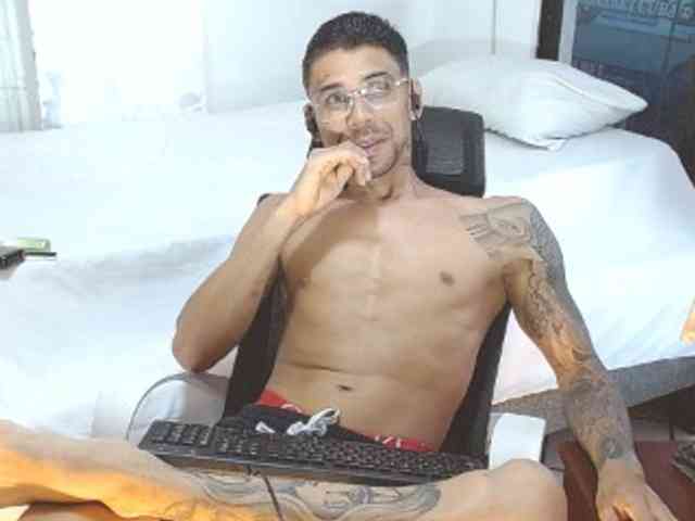 Jonesjones15 Sex Cam Show