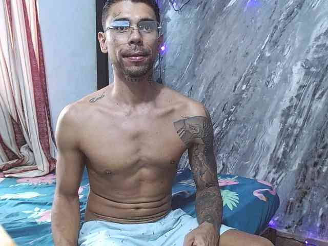 Jonesjones15 Sex Cam Show