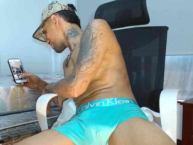 Jonesjones15 Sex Cam Show