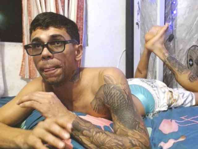 Jonesjones15 Sex Cam Show