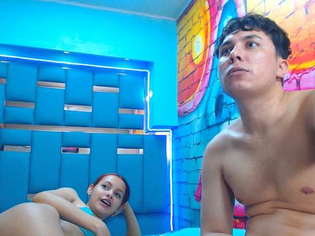 tommyxpamela444 live cam on UnifiedCams
