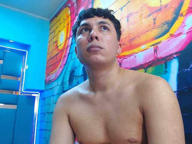 tommyxpamela444 live cam on BongaCams