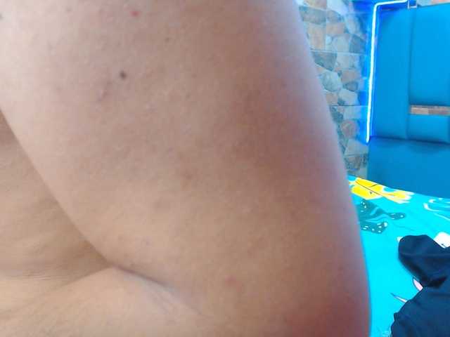 tommyxpamela444 live cam on BongaCams