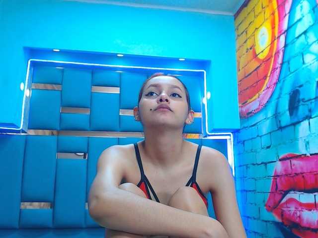 tommyxpamela444 live cam on BongaCams