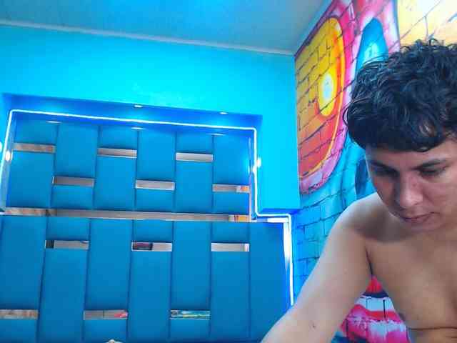 Modelo: tommyxpamela444