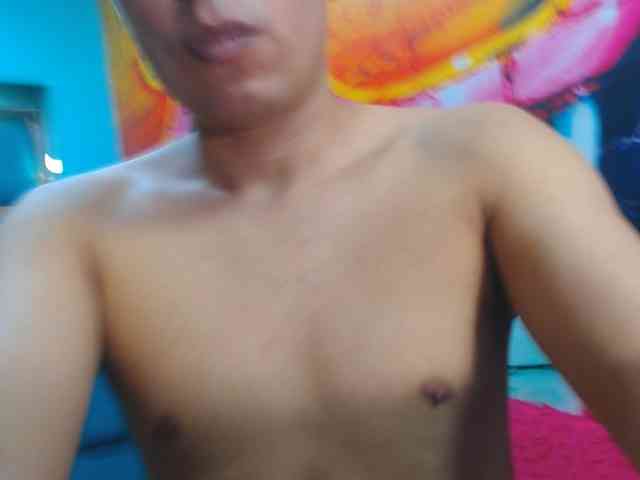 Modelo: tommyxpamela444