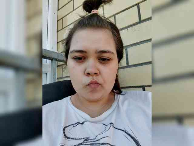 AlyFox webcam