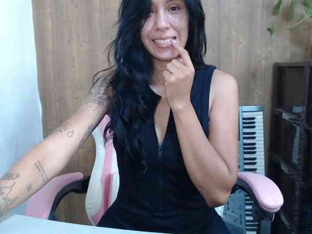 pielcanela webcam