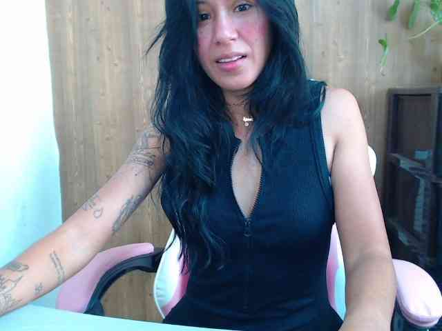 pielcanela webcam