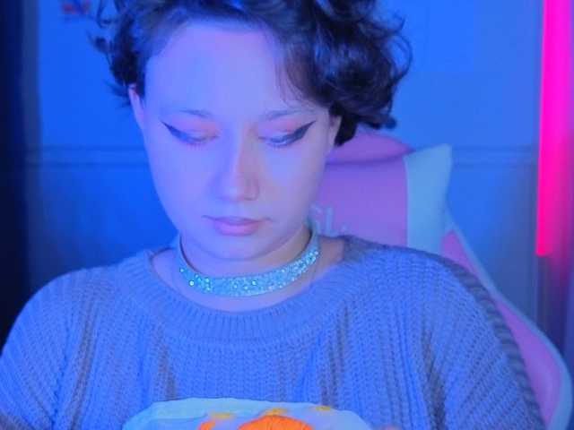 stawbarynut, en directo ahora en BongaCams