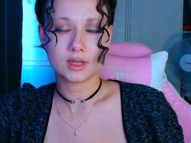 stawbarynut live cam on BongaCams