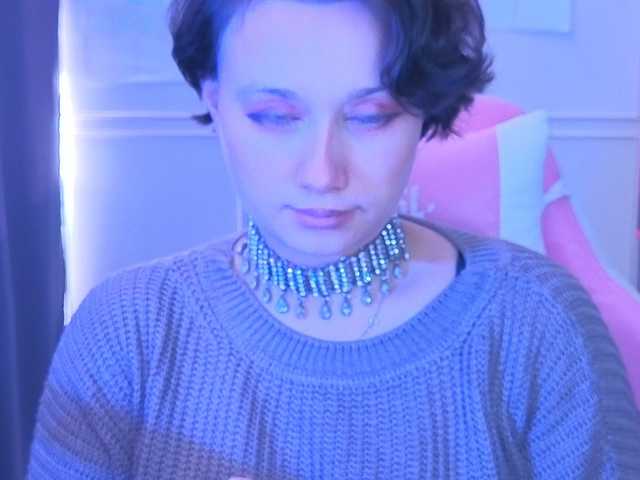 le modèle stawbarynutlov est en webcam porno dans un show sur le site bongacams, il possède les tags suivants: White/Caucasian,Brunette,Shaved