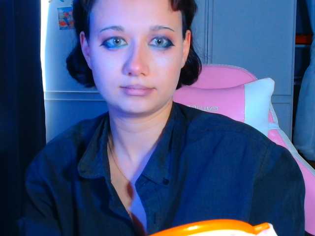 stawbarynut live cam on BongaCams