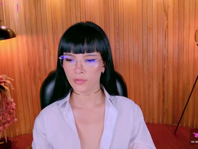 AgathaKondo1 live cam on BongaCams