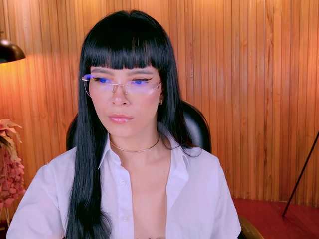 AgathaKondo1 live cam on BongaCams