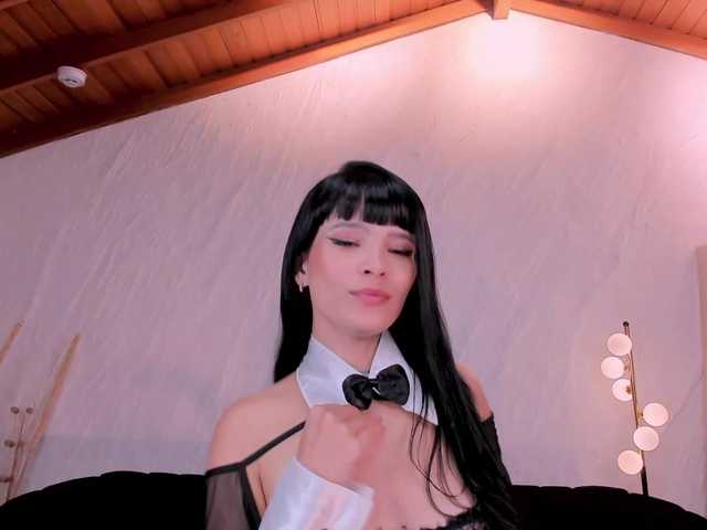 AgathaKondo1 live cam on BongaCams