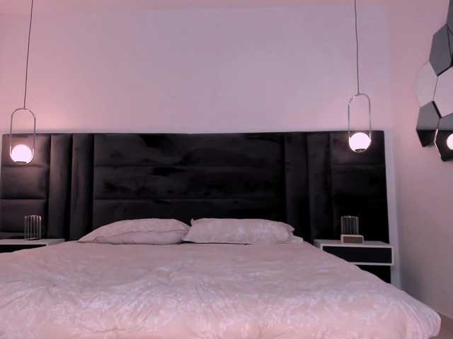 AgathaKondo1 live cam on BongaCams