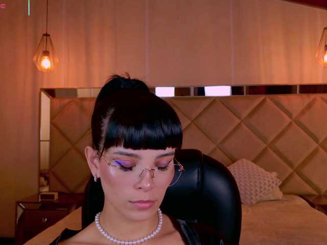 AgathaKondo1 live cam on BongaCams