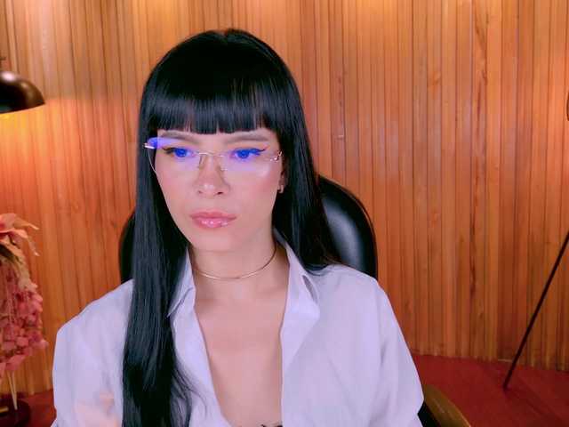 AgathaKondo1 live cam on BongaCams
