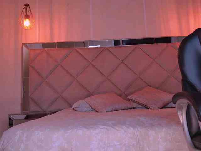 AgathaKondo1 webcam