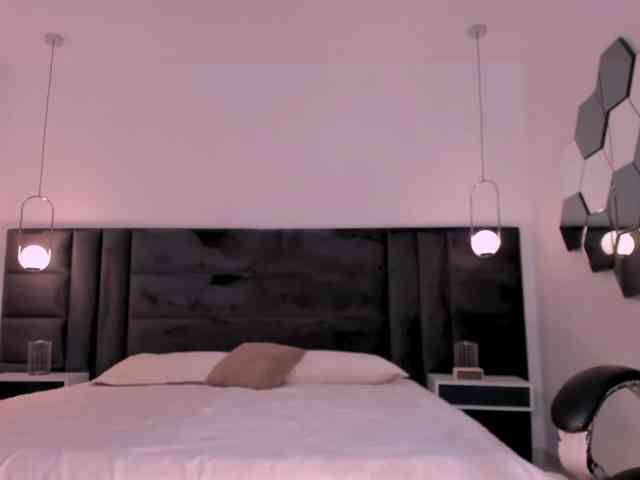 AgathaKondo1 webcam
