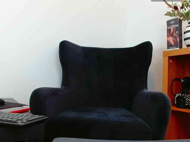 MistressAngelina888 webcam