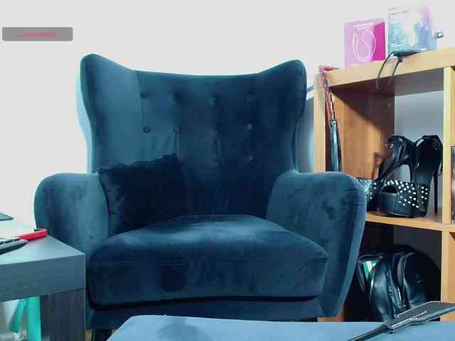 MistressAngelina888 webcam