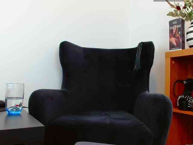 MistressAngelina888 webcam