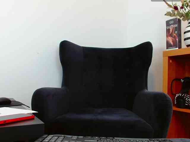 MistressAngelina888 webcam