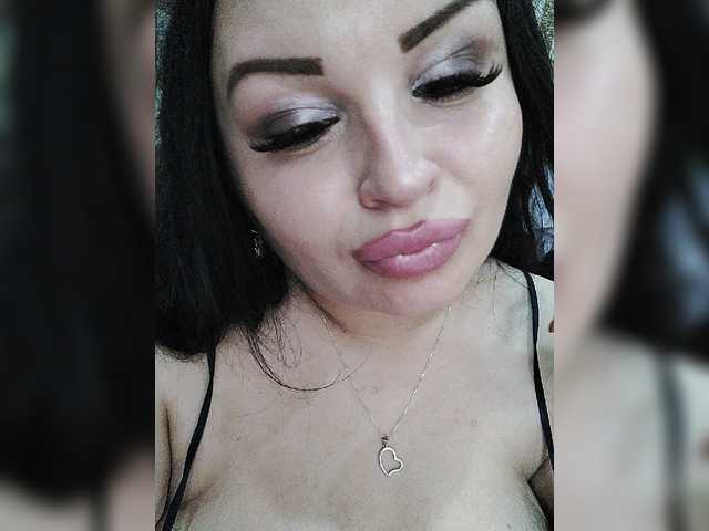 Monica- live cam on BongaCams