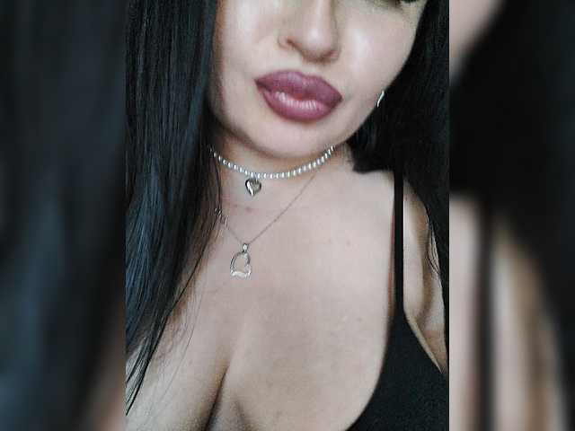 Monica- live cam