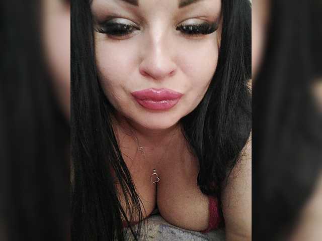 Monica- live cam on BongaCams