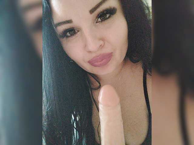 Monica- live webcam show