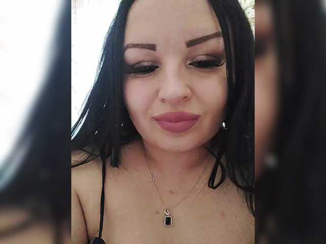Monica- live cam on BongaCams
