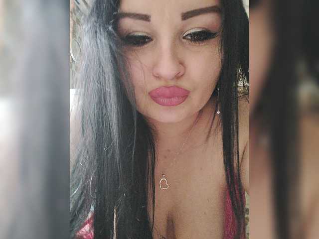 Monica- live cam on BongaCams