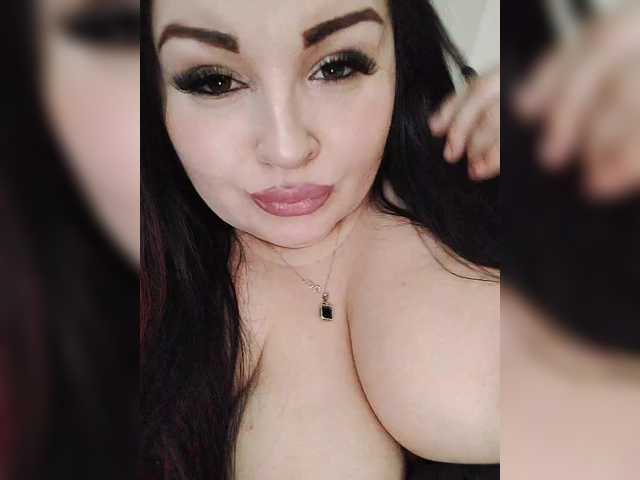 Monica-'s BongaCams show and profile