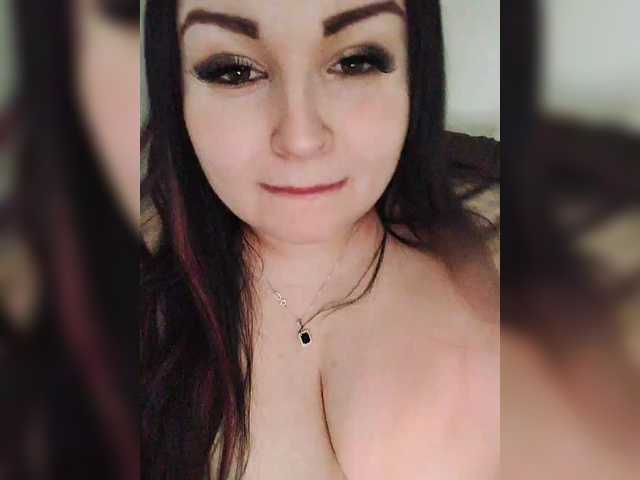 Monica-'s BongaCams show and profile