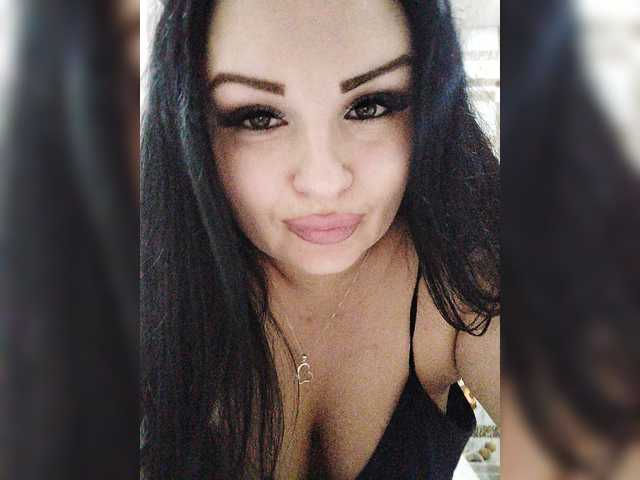 Monica- live cam on BongaCams