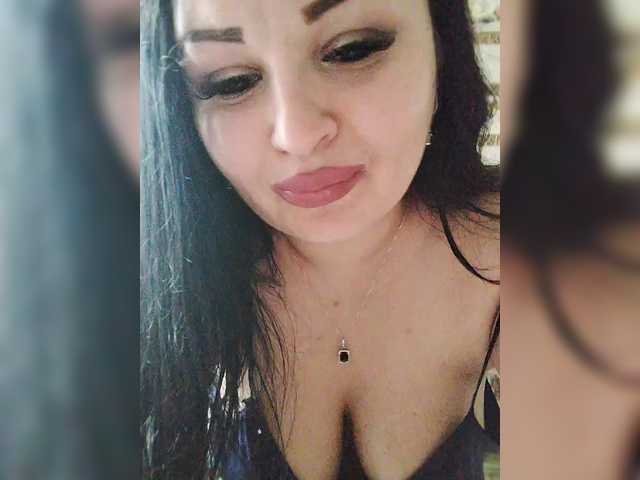 monica- online