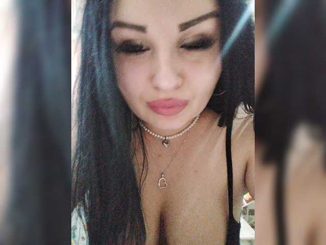Monica- live cam on BongaCams