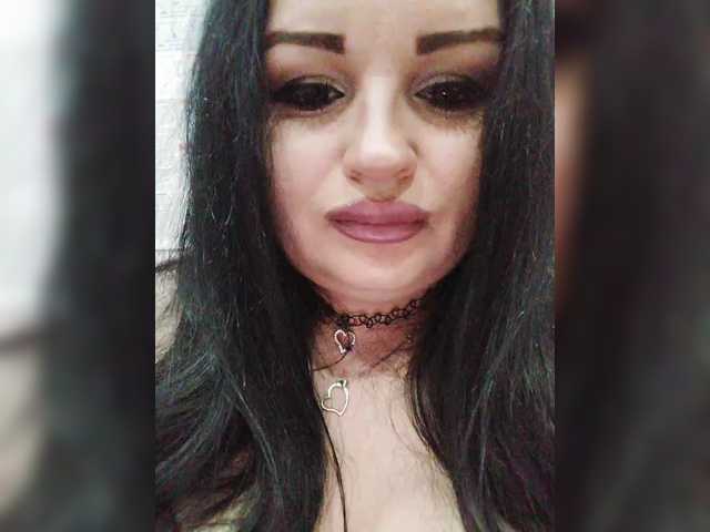 Monica-, en vivo ahora en BongaCams